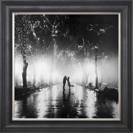 Lovers Kiss Framed Wall Art